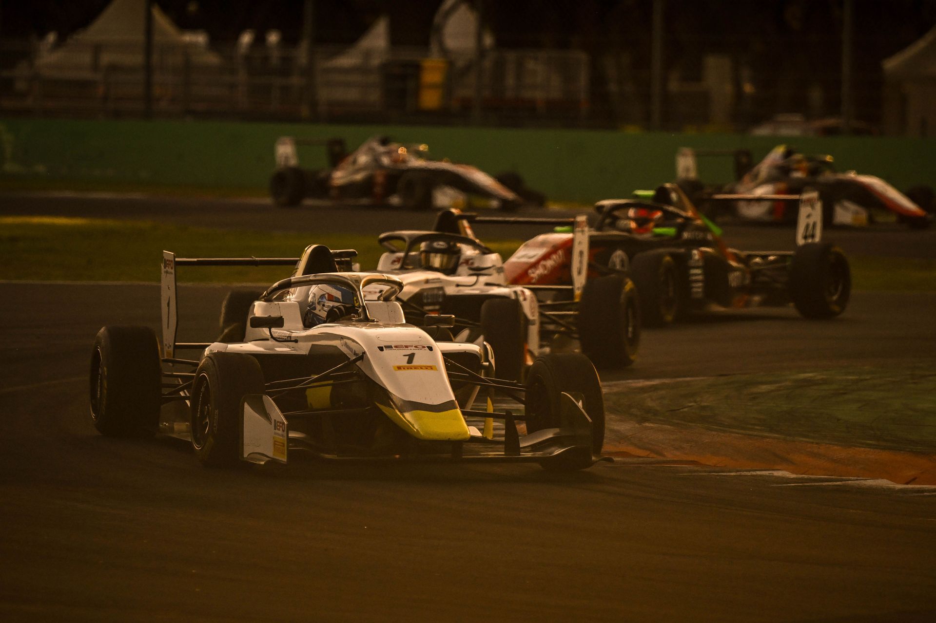 EFO Monza2