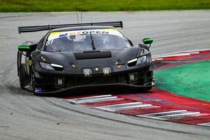 The AF Corse Ferrari of Bennett-Mosca, fastest in day 3 and the entire Winter Test