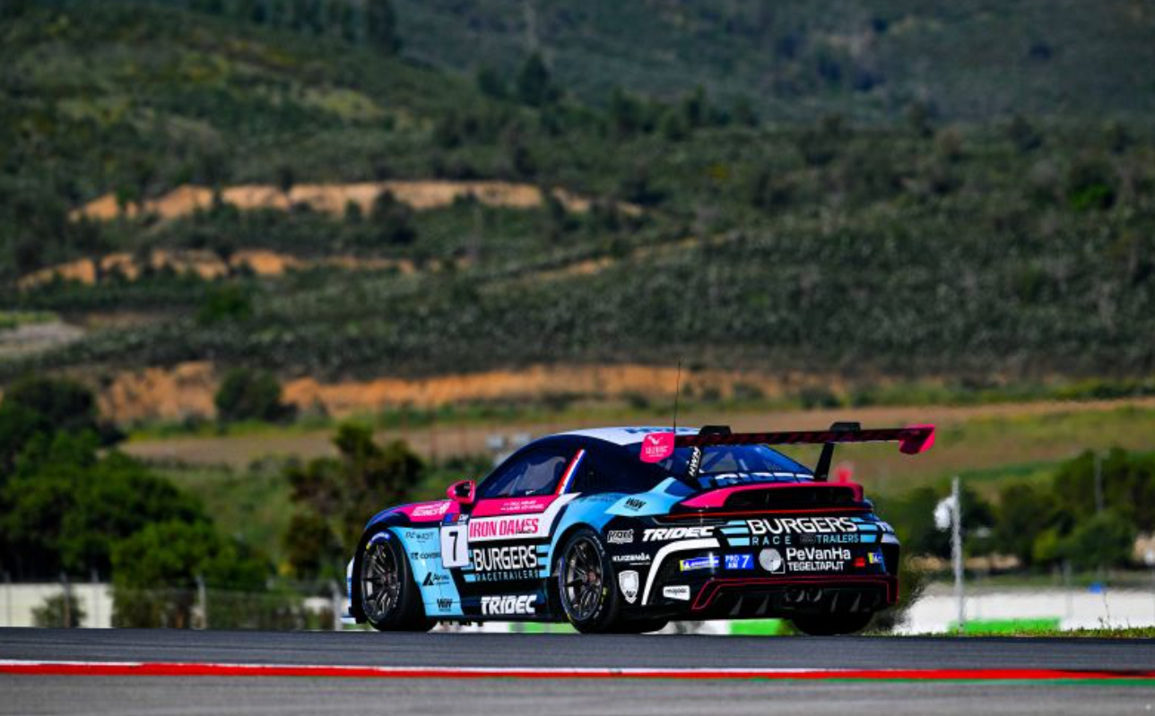 Fast Friday for van den Hengel-Meijer in the Burgers Motorsport Porsche