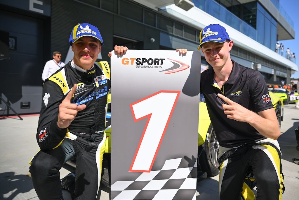 Lebbon and Emson back with the Elite Motorsport Ferrari