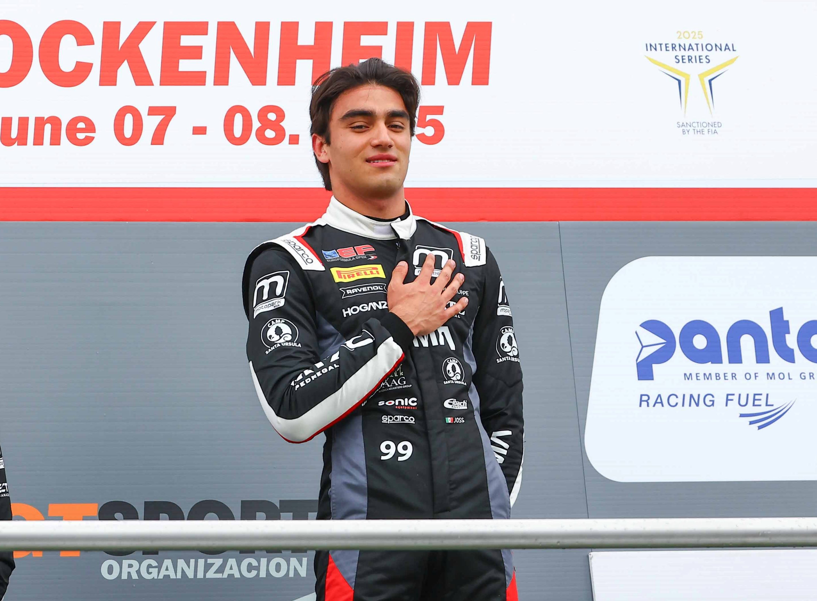 José Garfias (Motopark) takes authoritative maiden win on the wet