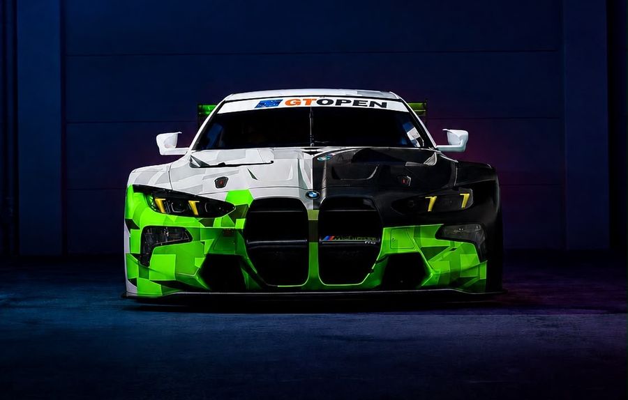 Darmetko-Dybionka at Barcelona in a Schubert Motorsport BMW